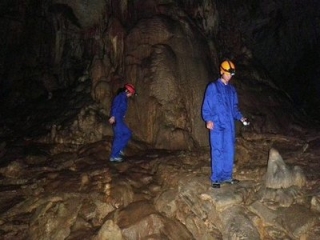 Explora cuevas increibles